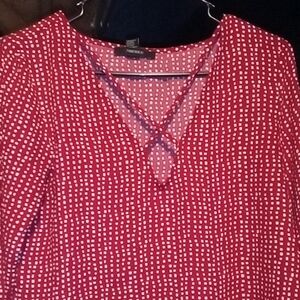 Forever 21 Long Sleeved Red And White Blo.FedPink Asymmetrical 3/4 Sleeve Blouse